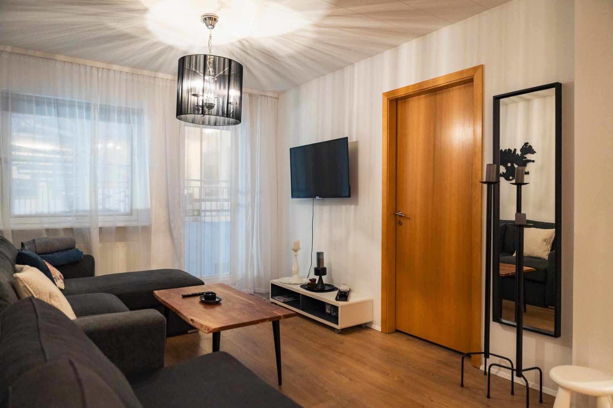 Hafnarstraeti 100, Downtown Apartment Akureyri Buitenkant foto