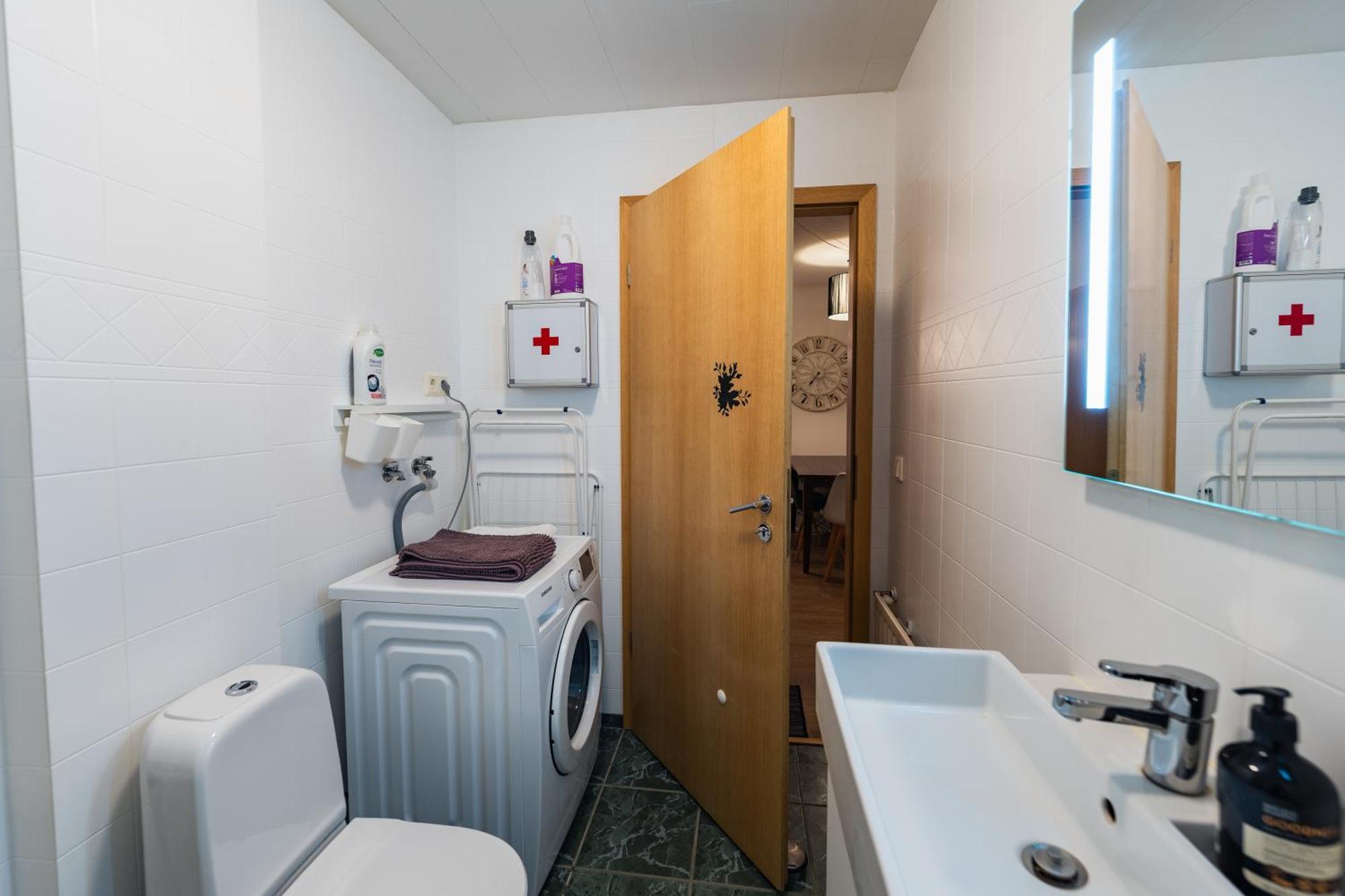 Hafnarstraeti 100, Downtown Apartment Akureyri Buitenkant foto